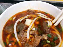 红烧牛肉汤粉-精粉世家(汉街总部国际A座店)