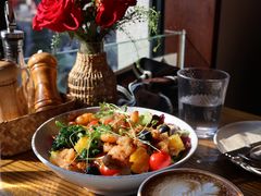 香橙虾仁色拉-Money Shops(愚园路店)