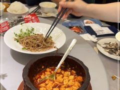 -雀蓝川菜(奥体广场店)