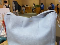 -爱革·奢品·鞋包·衣物·家居(博荟广场店)