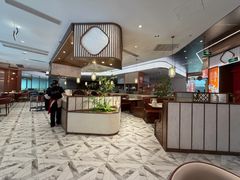 -广府汤语·靓汤·早茶·小粤菜(仁恒梦店)