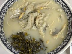 -明呈黄鱼面馆(斜土路店)