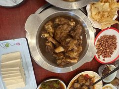 -聚首堂·特色小吃·肘子(什刹海德胜门店)