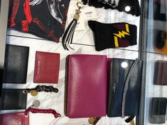 -GIVENCHY(佛罗伦萨小镇奥莱店)