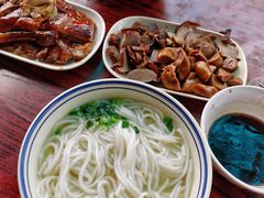 -香辉食馆(新兴路店)