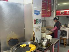 -金陵老丁家馄饨(新街口店)
