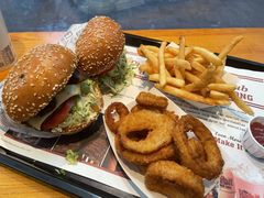 -The Habit Burger Grill 哈比特汉堡(复兴soho店)