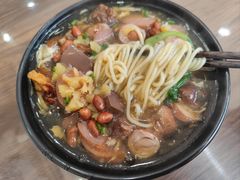 -阿芬卤面(花巷店)