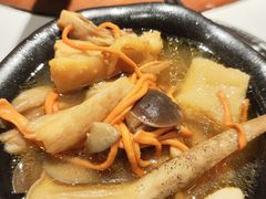 -芸山季·云南山珍菌火锅(人民广场来福士店)