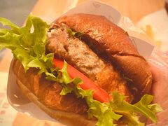 芝心手打牛肉堡-龙治汉堡(中华城店)