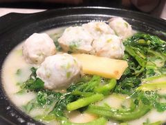 西洋菜煲鲮鱼丸-维园悦谱·海派家常菜(乌鲁木齐南路店)
