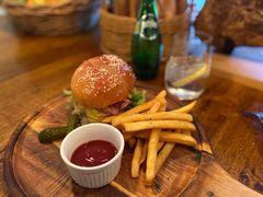 -羽深肉铺 Steak & Wine