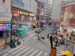 -罗二娘·鲜切牛自助火锅(罗湖东门步行街店)