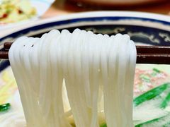 -新世界·过桥米线宴