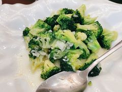 蒜蓉西兰花-玉华台饭庄·淮扬菜·烤鸭(望京店)