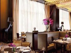 -广州天河希尔顿酒店