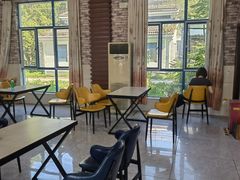 -淀山湖服务区餐厅