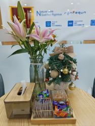 -靓芙泉专研痘痘肌