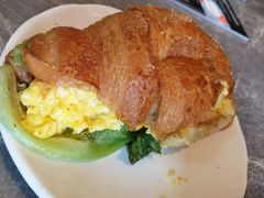 -星巴克臻选(南京艾尚天地店)