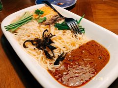 -雀舞云南菜(天津天河城购物中心店)