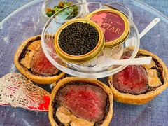 惠灵顿牛排-弦月窗LUNETTE BY AMANDA(复兴路店)