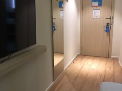 -汉庭(上海世博塘桥地铁站店)