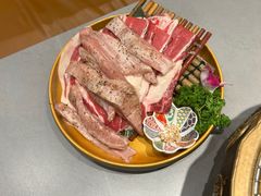 -山焱·炭火自助烤肉(周浦万达店)