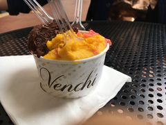 -VENCHI 闻绮(上海佛罗伦萨小镇店)
