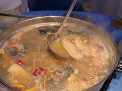 -千岛蚝高压锅生蚝·人参火锅(白云万达店)