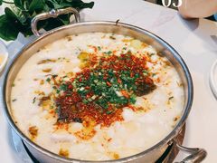 -德林酸菜鱼火锅(南丹店)