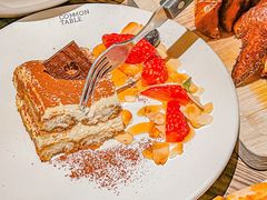 -Common Table · Brunch & Coffee