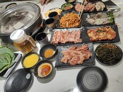 -啊美丽炭火烤肉(滑翔一店)