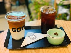 红茶拿铁-GOTLOT COFFEE&KITCHEN角落厨房NOOK店