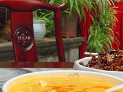 -蔼若春.传承三十年云南菜(金碧公园店)