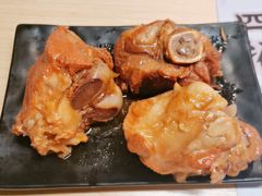 -关东小磨东北菜(上海长风大悦城店)