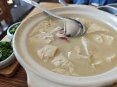 -YAFEE雅菲 川·湘·粤融合菜(魏公村店)