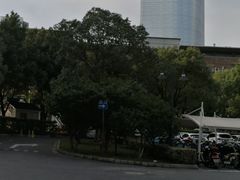 -久光百货-地下停车场