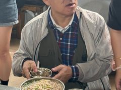 -正宗杨记普洱酸醋米线(总店)