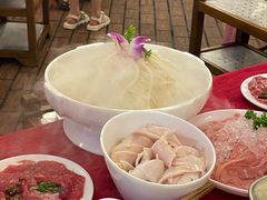 -山城年华老火锅(玉林店)