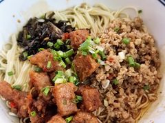 -沪西老弄堂面馆(定西路店)