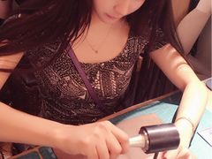 小鱼丸在DIY⋯⋯-如果·追梦手工皮具DIY教学店(田子坊店)