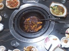 -小山羊功夫串·泰安烧烤·海鲜小炒老地摊店