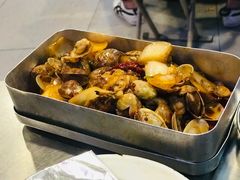 -马路牙子烧烤音乐酒馆(望京店)