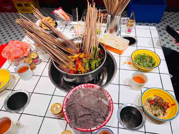 九街淑芬掌中宝串串公司(回龙湾店)-"淑芬串串,说实话,我是第一次打卡