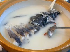 浓汤鱼头-浔味·山屿湖·正宗淳牌全鱼宴老字号