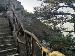 -罗田薄刀峰风景区