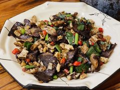 -辣妹子湘菜馆(龙船坪路店)