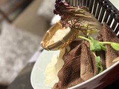 -红鼎豆捞·非遗鲍皇汤火锅(宝丰路店)