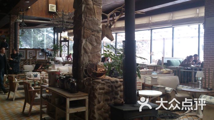 水边咖啡(金雀店)-大厅1图片-临沂美食-大众点评网