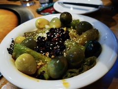 杭椒小皮蛋-咱屯子铁锅炖直营店(保利店)